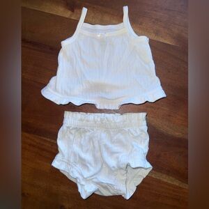 Baby Gap 3-6m white 2pc set